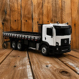 Miniatura Volkswagen Constellation Truck Escala 1/24 (Colecionador)