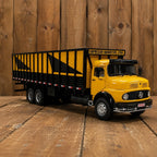 Miniatura Mercedes-Benz 1113 – Escala 1/24 (Colecionador)