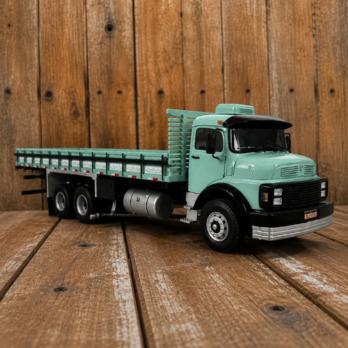 Mercedes-Benz L-1313 Escala 1/24 (Colecionador)