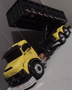 Miniatura Mercedes-Benz L-1113 Amarela Chassi-cabine clássico (Escala 1/24)