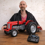 Miniatura Ultra Realista Massey Ferguson 65X + Arado 3 Bacias  - 1/14 (Controle Remoto)
