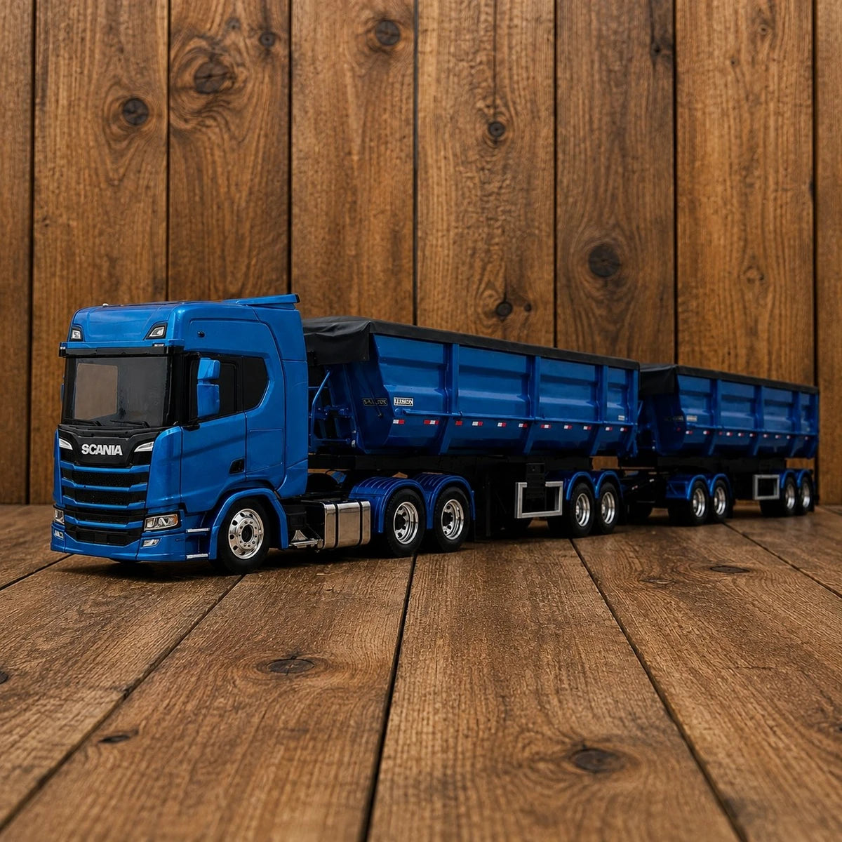 Scania R540 6x4 Escala 1/24 (Controle remoto)