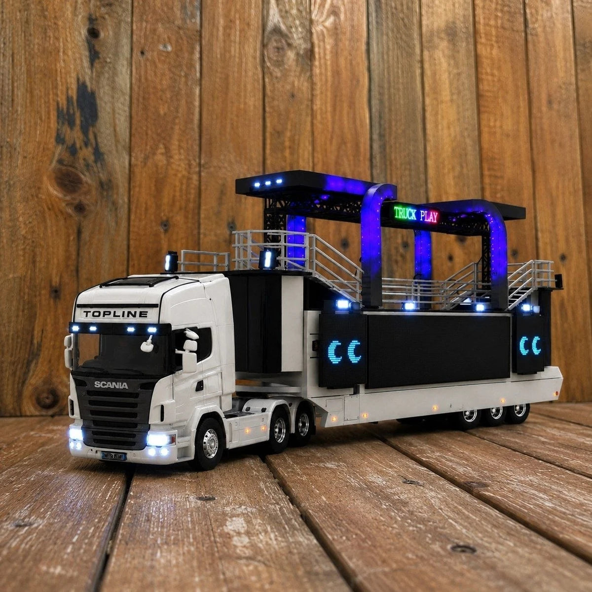 Trio Elétrico Premium – Que Toca Música (Controle Remoto)