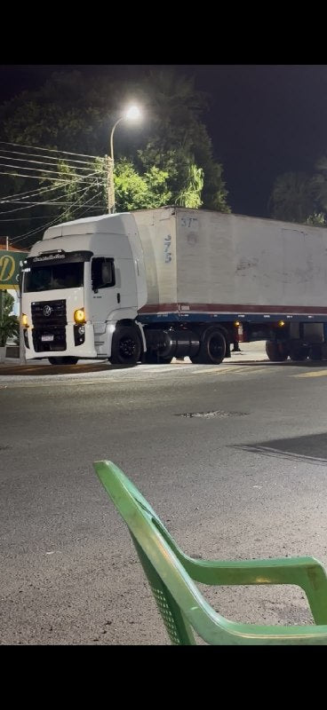 Caminhão personalizado