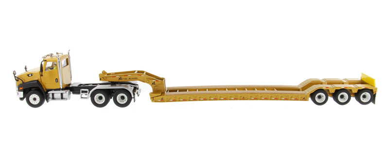 CAT CT660 + Carreta XL120 (Controle Remoto) – Escala 1/14