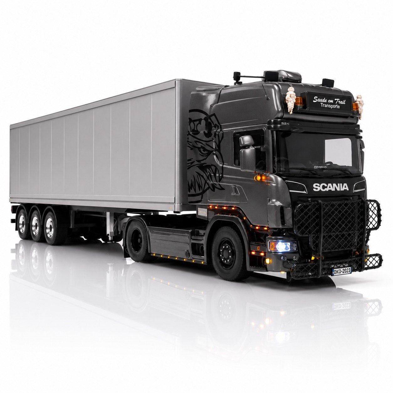 Scania Highline Baú Elite – Escala 1/24 (Controle Remoto)